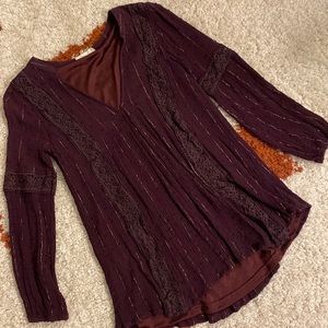 ALTAR’D STATE like new deep purple blouse